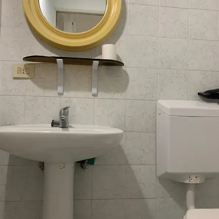 Vico Rodi Apartmán *
